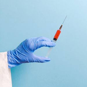 老人必须接种新冠疫苗吗？老年人接种疫苗的安全性